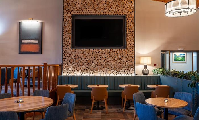 Clubhouse Bar